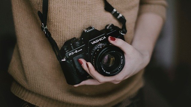 pierwszy aparat fotograficzny